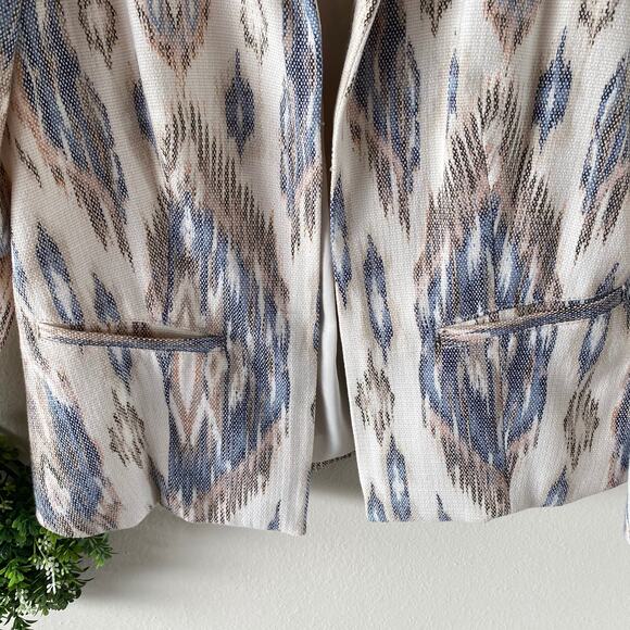 Chico’s white and blue aztec Blazer Jacket size small - Picture 7 of 8